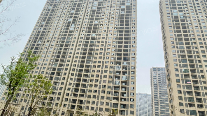 望和不夜城B区外景图