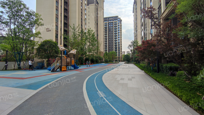 爱情东麓九里外景图