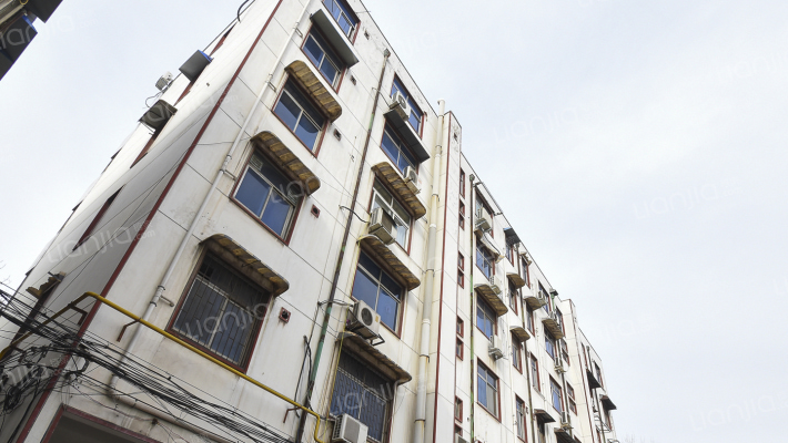 许昌市金秋粮油交易所家属院外景图