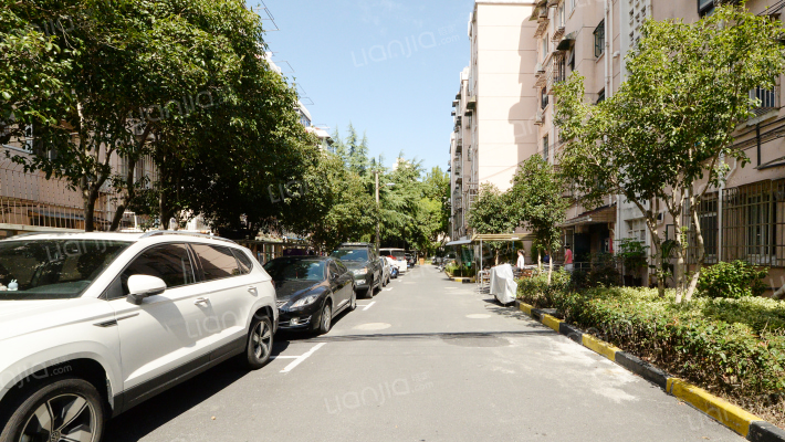 大陆家宅外景图