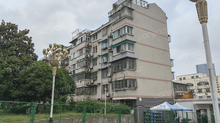 安徽警官职业学院东区外景图