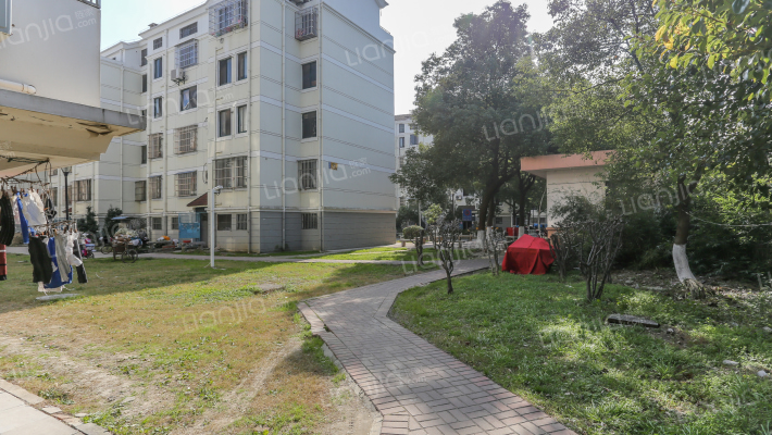 青苑新村三区外景图