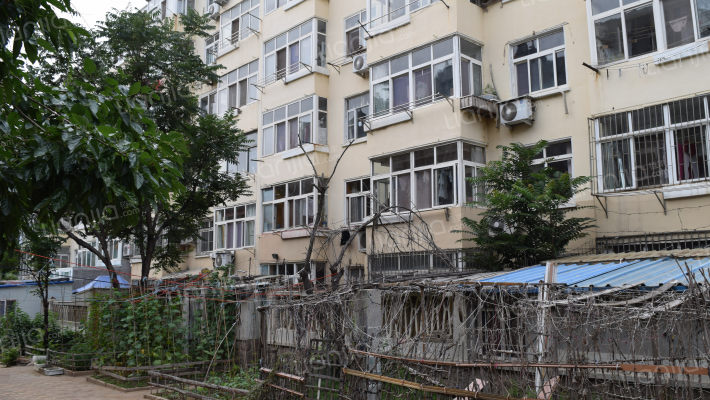 洛阳路小区外景图