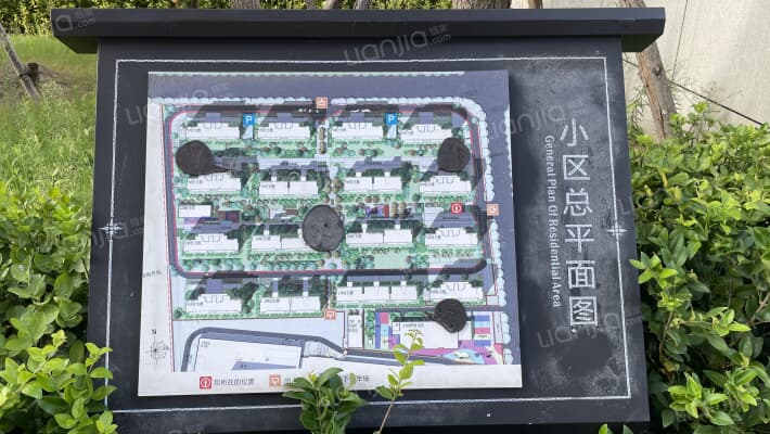 万创城市之光外景图