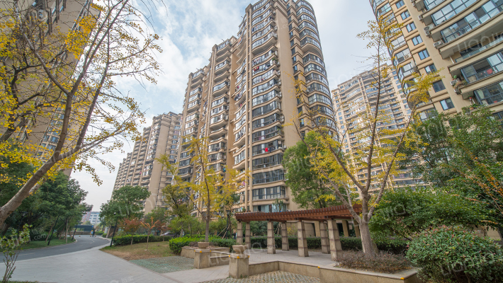 万众名府外景图