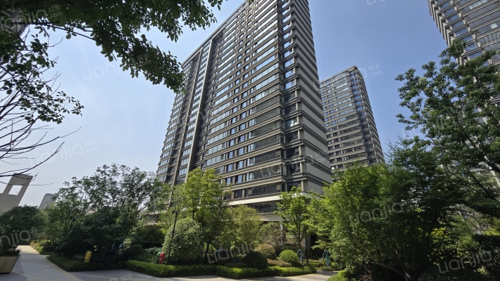 招商局中心臻境南园外景图