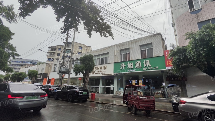 阳光小区外景图