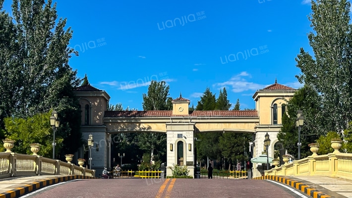 誉天下二期外景图