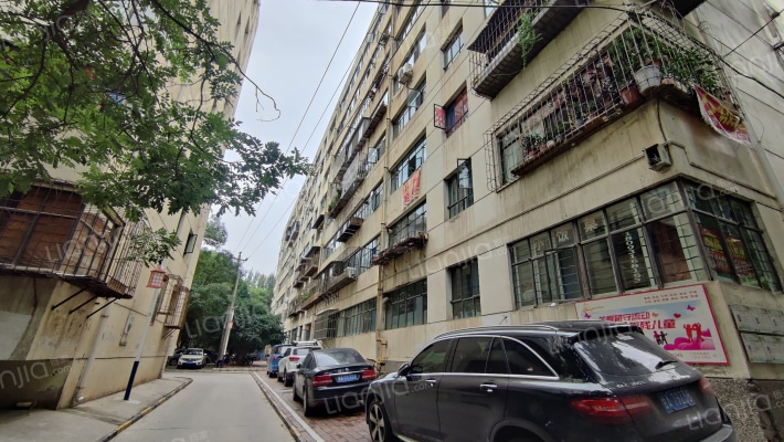 兰泰住宅小区外景图