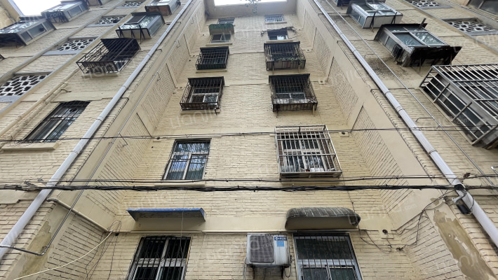 三中家属院外景图