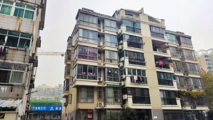 荣事达小区外景图