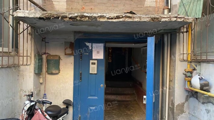 沙河街小学宿舍外景图