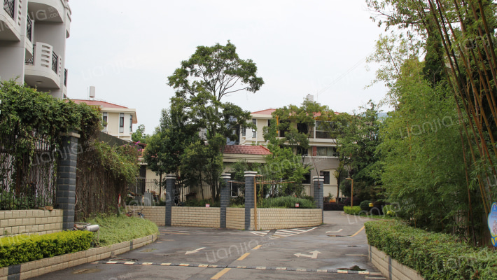 海梗明珠观海别墅外景图