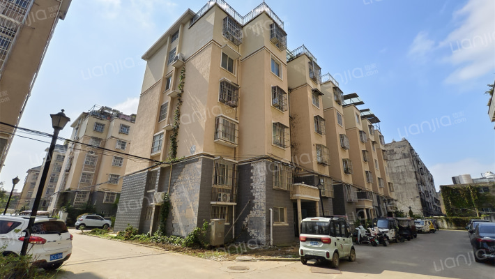 一品名郡外景图