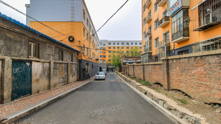 格调小区外景图