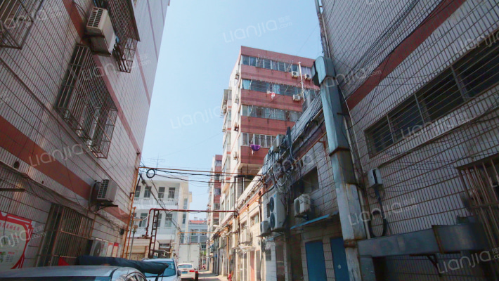 天福公寓外景图