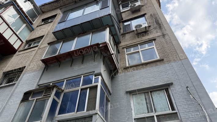 新防疫站宿舍外景图