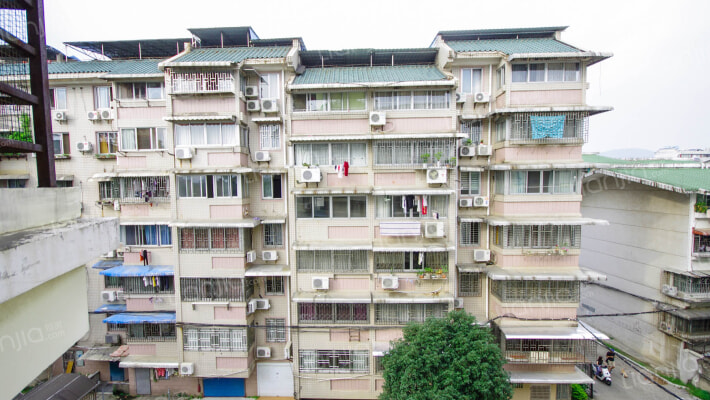 漓东休闲小区外景图