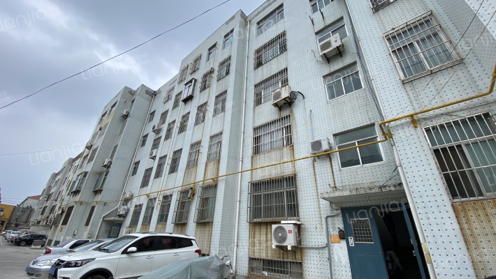 物资局宿舍外景图