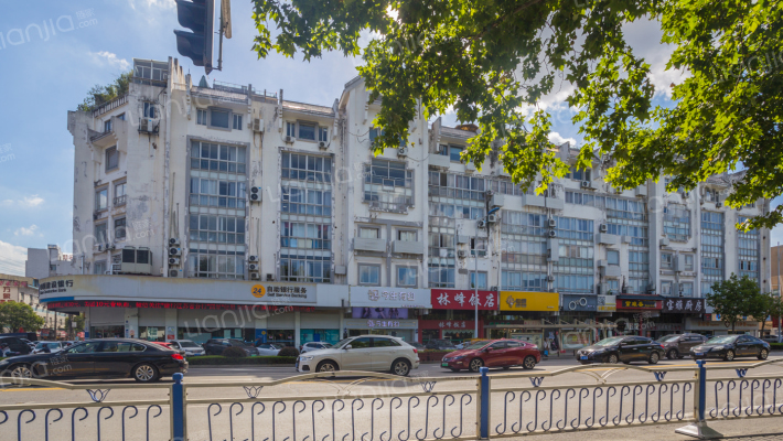 华泰大厦外景图