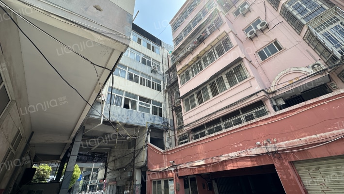 宏远小区外景图