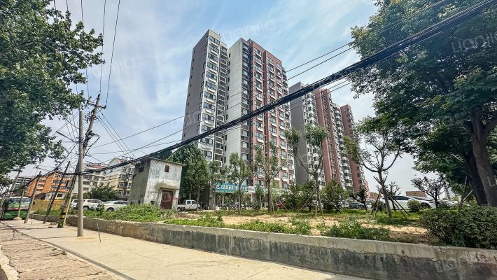 平安易居外景图