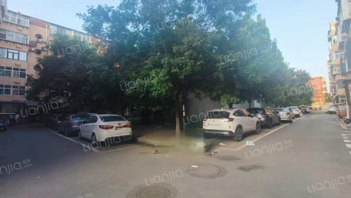 钢四社区百六生活区外景图