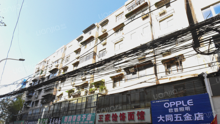 大同街小学综合楼外景图