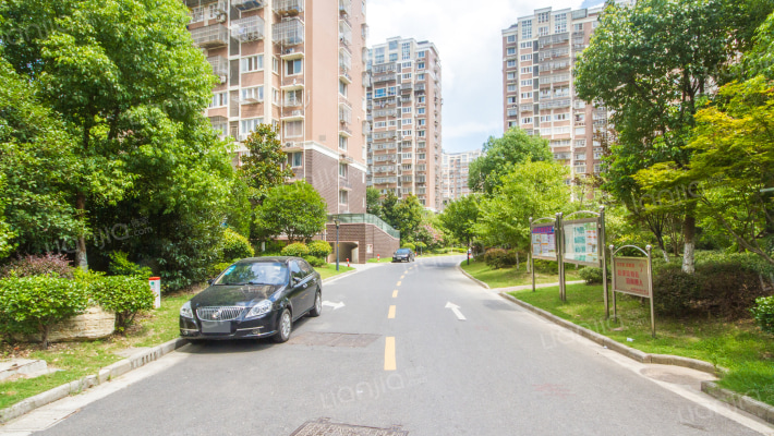 幸福花苑外景图