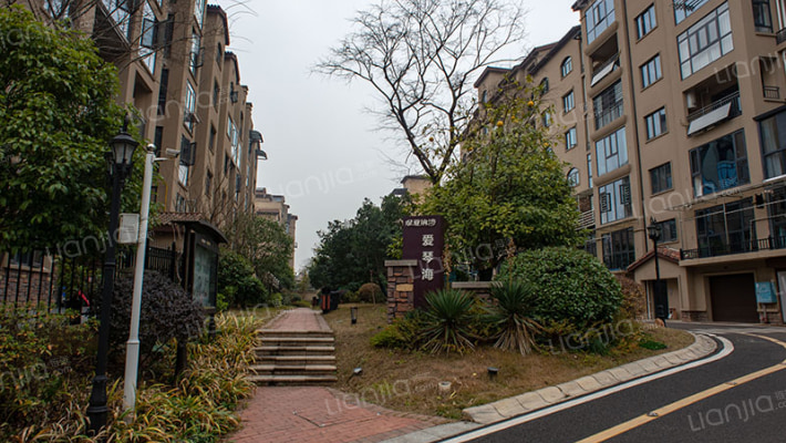 深业堤亚纳湾四期外景图