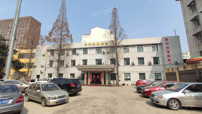 通讯传输局家属院外景图