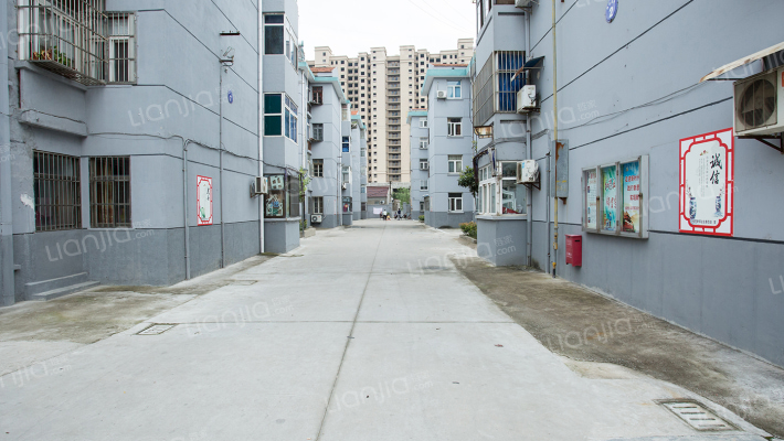 梅苑新邨外景图