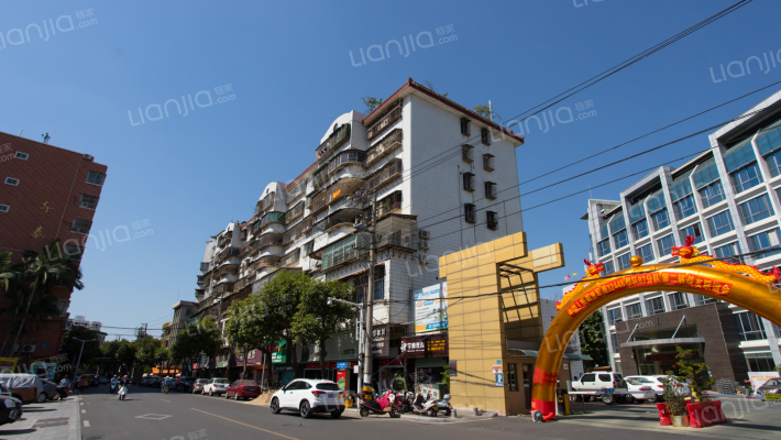 中铁花园外景图