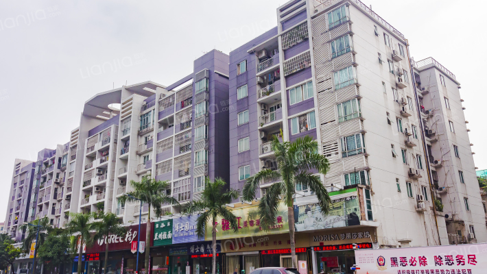 朗悦名居外景图