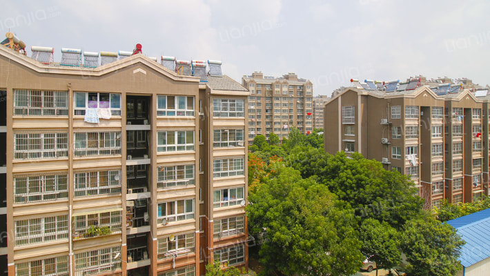 东贺花园外景图