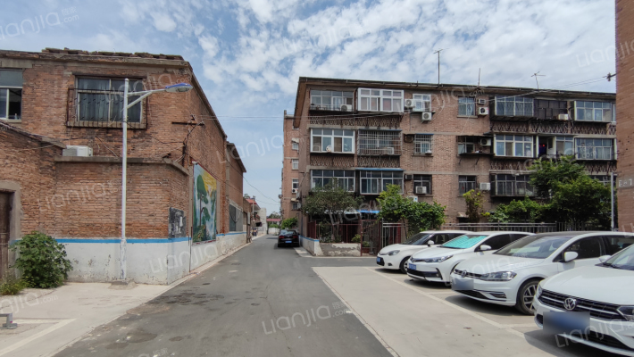 电业局家属楼外景图