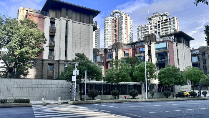 融信海月江潮外景图