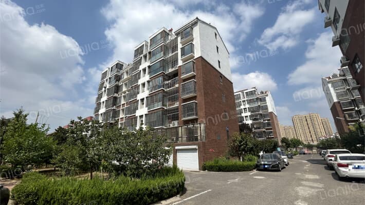 豪第成龙外景图