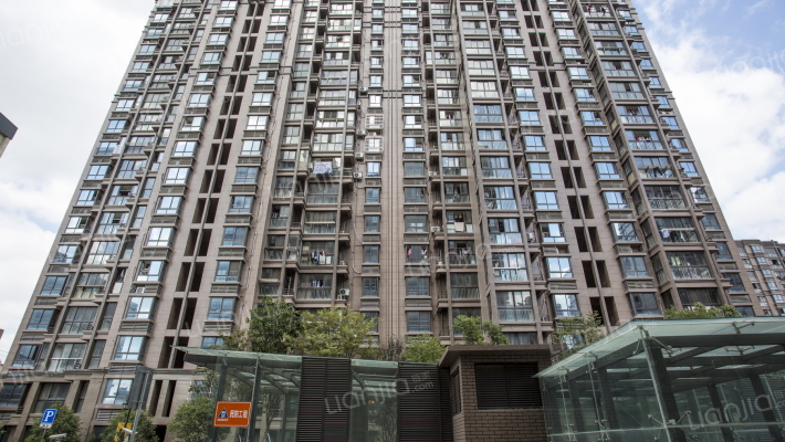 繁荣华庭外景图