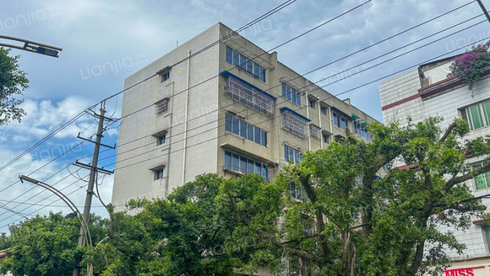 政府中路211号院外景图