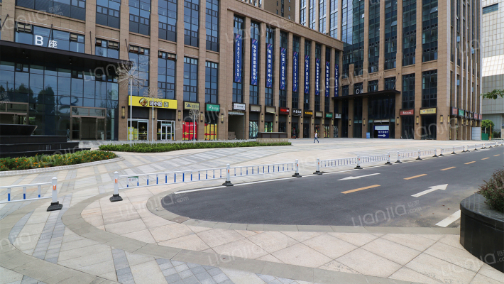 汇美广场外景图