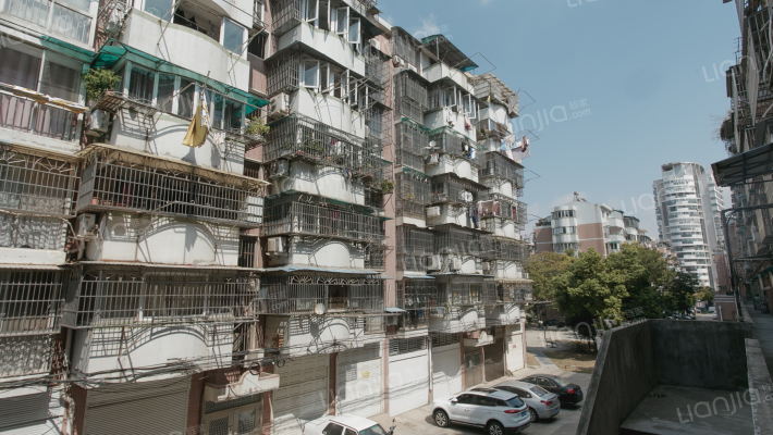 江花小区外景图