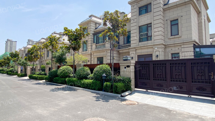 巴黎一号外景图