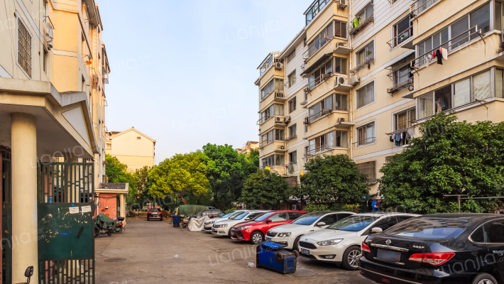 康佳花园外景图