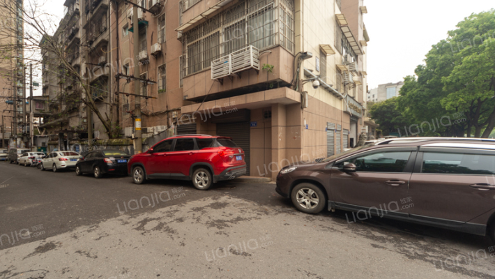 芭茅洲巷外景图