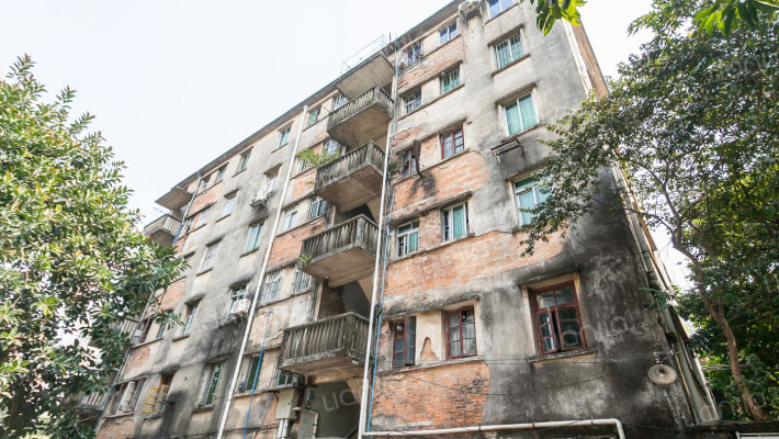 茅岗路605号大院外景图