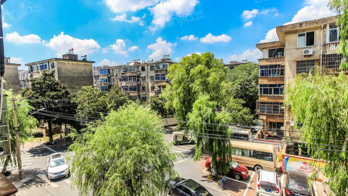 农经宿舍外景图