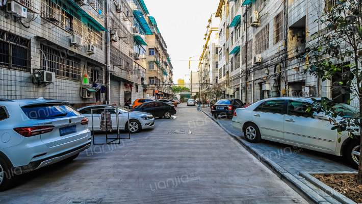 中村小区外景图