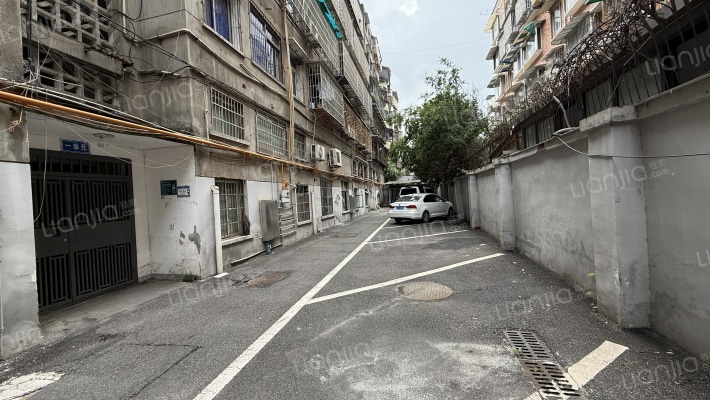 一杆旗东街86号院外景图