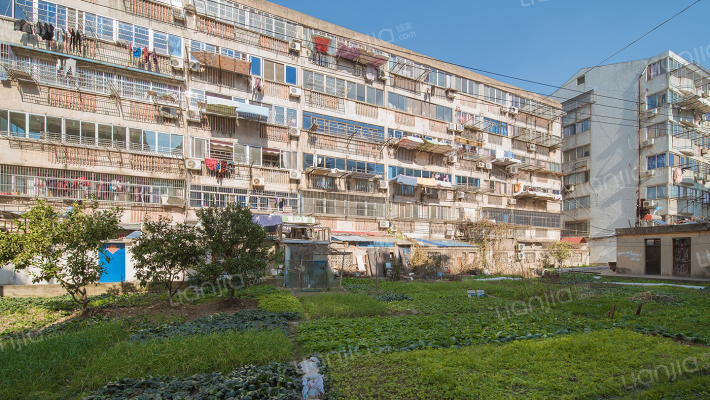 虹南小区外景图